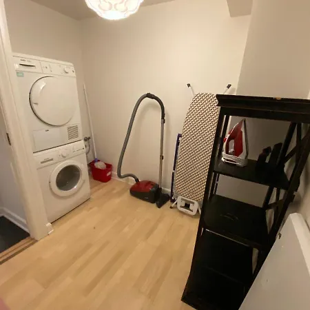 Charming 2-bedroom In The Heart Of Apartment Copenhagen