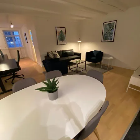 Charming 2-bedroom In The Heart Of * Kodaň